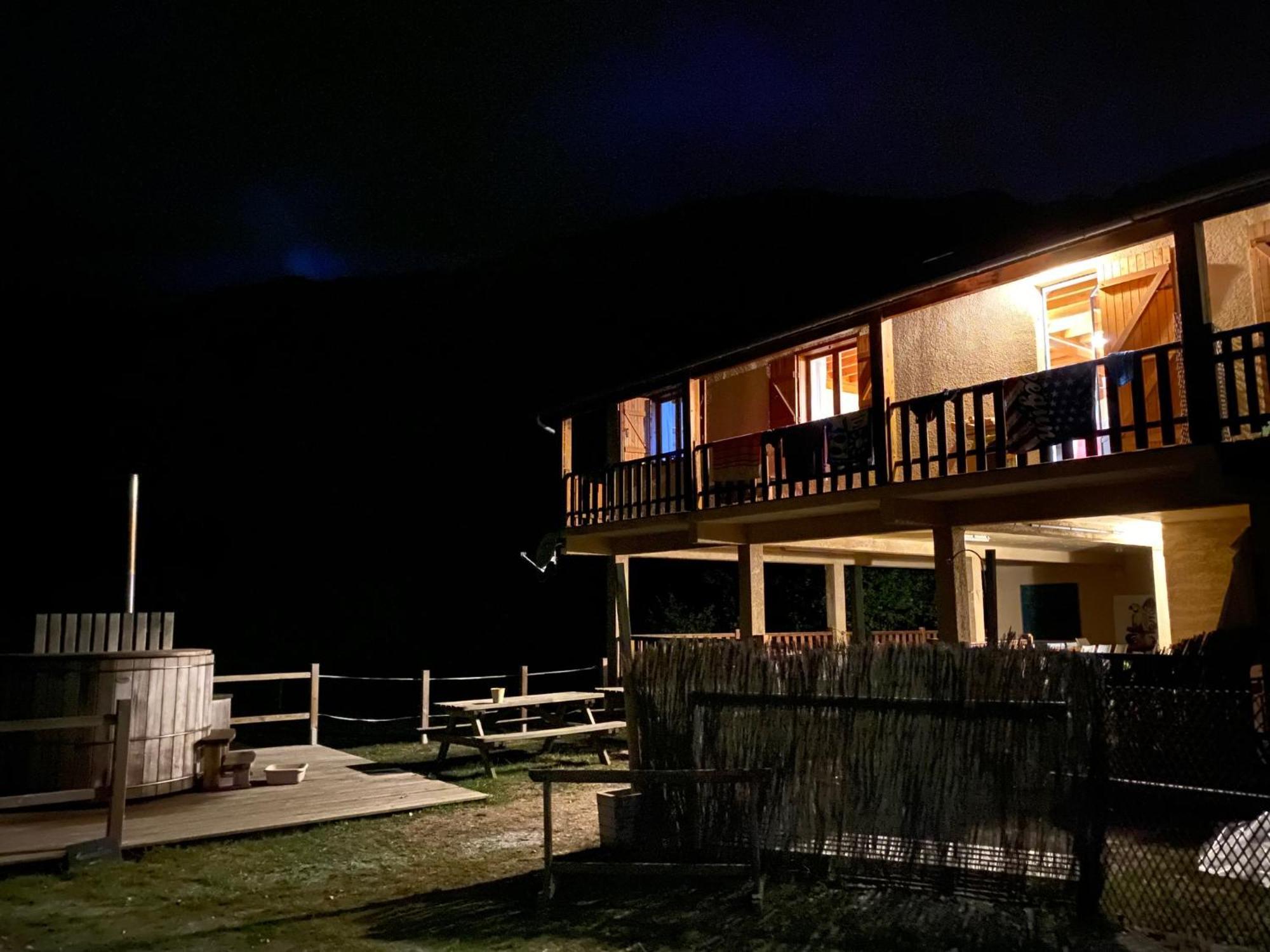 Les Marmottes Pour 12 Avec Bain Nordique Privatif Camous Exterior foto
